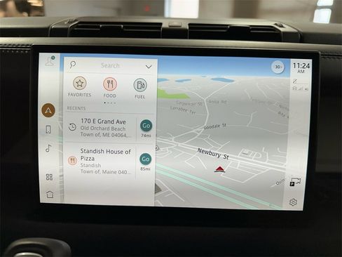 Used 2025 Land Rover Defender 110 X-Dynamic SE image 23