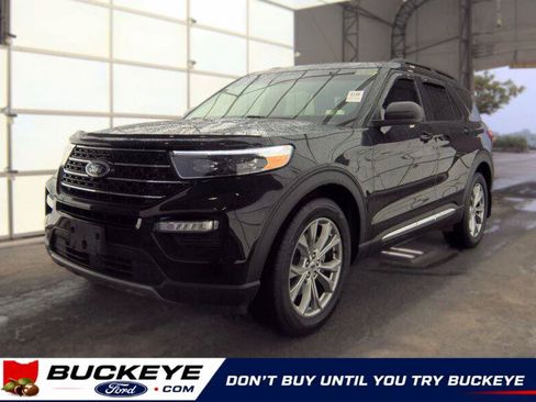 Used 2024 Ford Explorer XLT w/ Equipment Group 202A AWD/4WD image 1