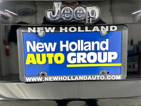 Used 2015 Jeep Compass High Altitude image 18