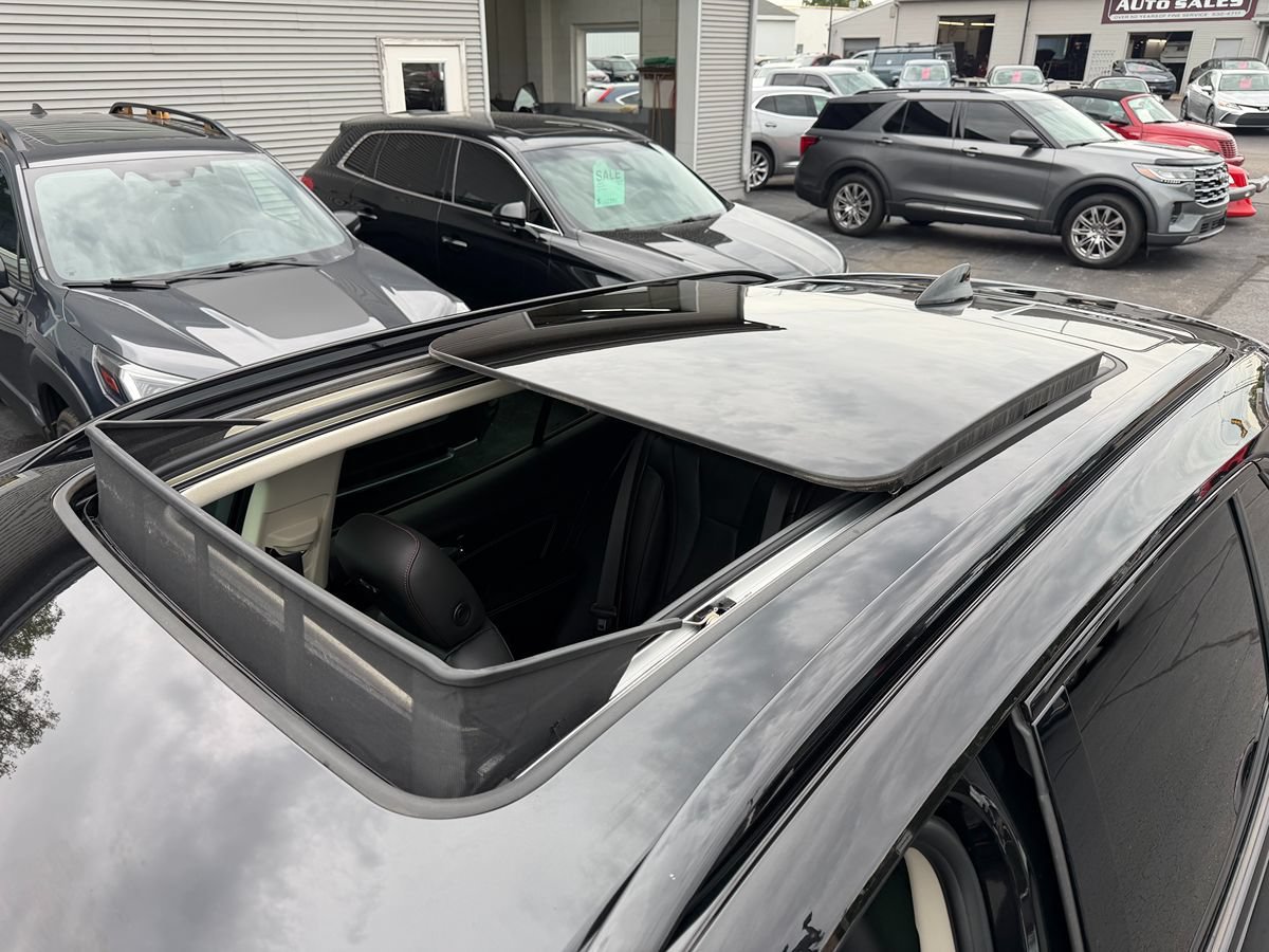 Used 2023 Buick Envision Essence w/ Technology Package I AWD/4WD image 37