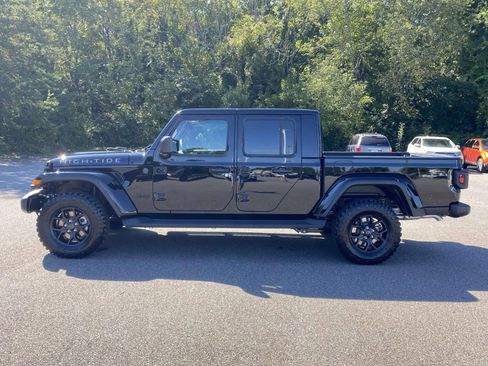 New 2025 Jeep Gladiator High Tide image 5