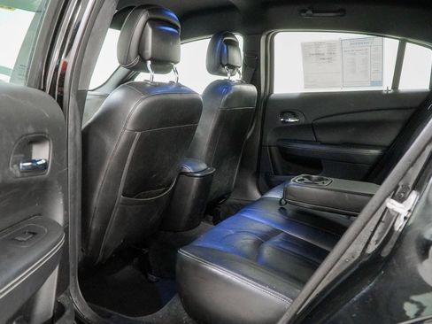 Used 2013 Chrysler 200 Limited image 35