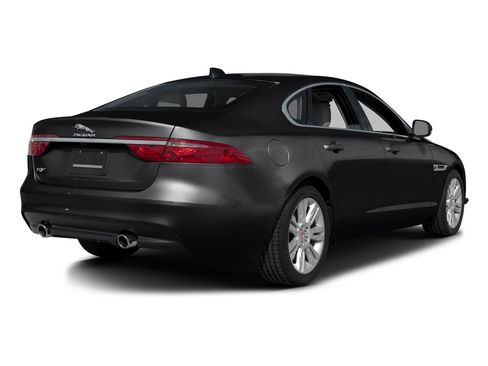 Used 2016 Jaguar XF Premium image 55