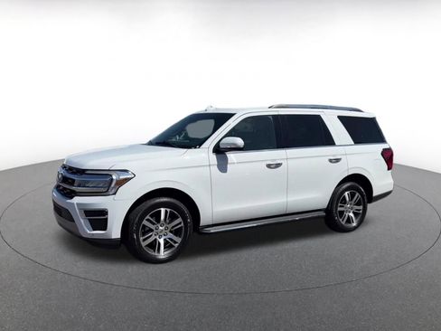 Used 2023 Ford Expedition Limited RWD image 8