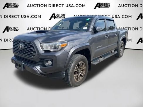 Used 2020 Toyota Tacoma TRD Sport image 1