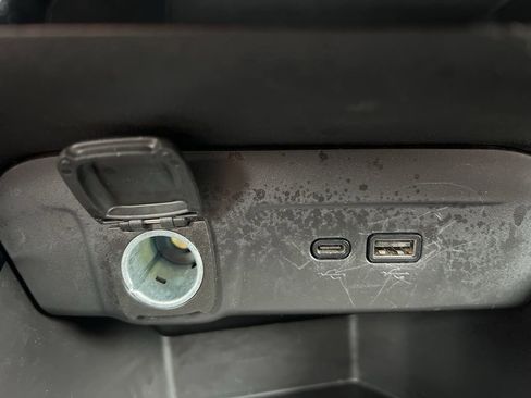 Used 2025 Chevrolet Trax LT image 20