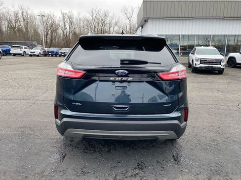 Used 2022 Ford Edge SEL w/ Convenience Package image 4