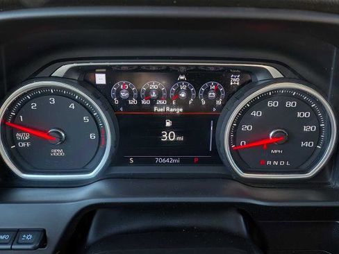 Used 2020 Chevrolet Silverado 1500 High Country w/ Technology Package image 32