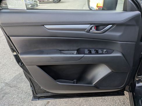 Used 2020 MAZDA CX-5 Touring image 10