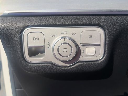 Used 2021 Mercedes-Benz GLE 350 image 15