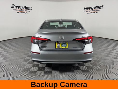 Used 2025 Honda Civic Sport Touring image 8