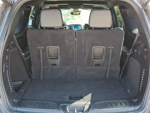 Used 2019 Dodge Durango R/T w/ Technology Group AWD/4WD image 31