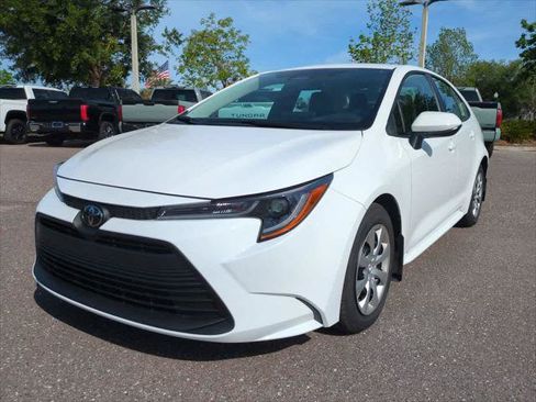 Certified 2026 Toyota Corolla LE FWD image 2
