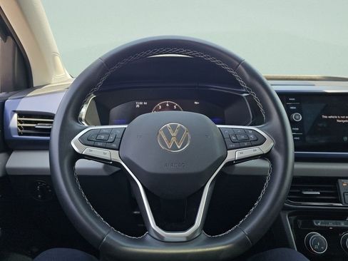 Used 2023 Volkswagen Taos SE w/ Panoramic Sunroof Package AWD/4WD image 29