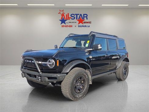 Used 2023 Ford Bronco Wildtrak image 3