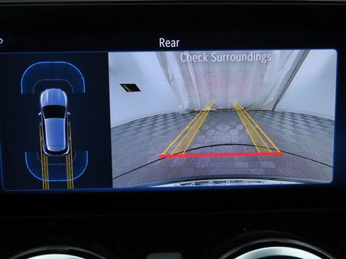 Certified 2025 Mercedes-Benz GLA 250 image 17