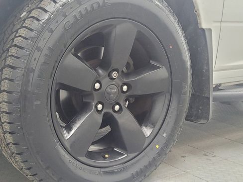 Used 2019 RAM 1500 Express w/ Express Value Package image 31