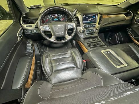 Used 2020 GMC Yukon Denali w/ Denali Ultimate Package AWD/4WD image 11