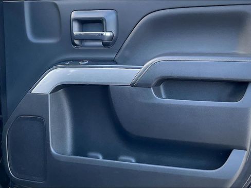 Used 2018 Chevrolet Silverado 1500 LT w/ Redline Edition image 22