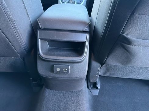 Used 2021 Subaru Outback Premium image 26