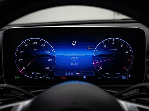 Certified 2025 Mercedes-Benz C 300 4MATIC Sedan image 28