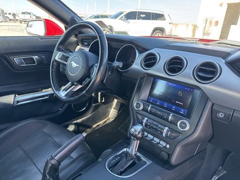 Used 2020 Ford Mustang Premium image 11