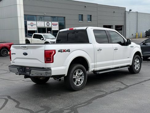 Used 2015 Ford F150 Lariat w/ Equipment Group 502A Luxury AWD/4WD image 4