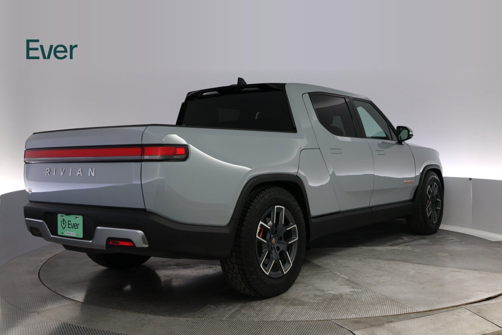 Used 2022 Rivian R1T Adventure AWD/4WD image 3