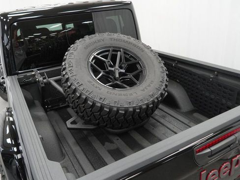 Certified 2021 Jeep Gladiator Rubicon image 17