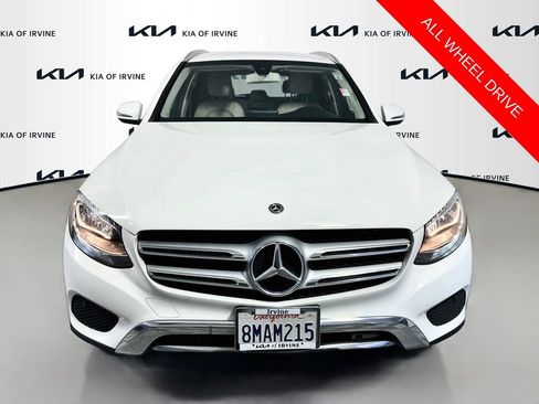 Used 2019 Mercedes-Benz GLC 300 4MATIC image 2