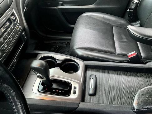 Used 2017 Honda Ridgeline RTL image 18