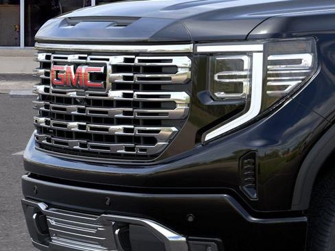 New 2026 GMC Sierra 1500 Denali w/ Technology Package AWD/4WD image 13
