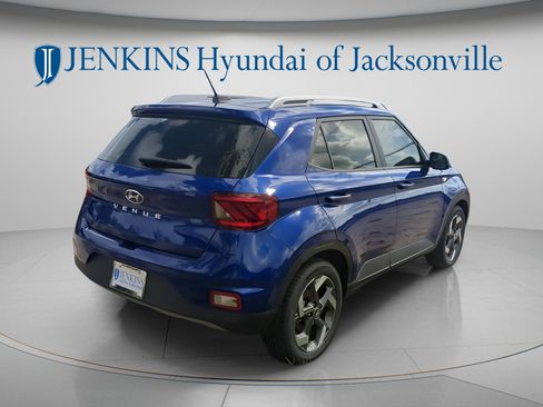 New 2026 Hyundai Venue SEL FWD image 3