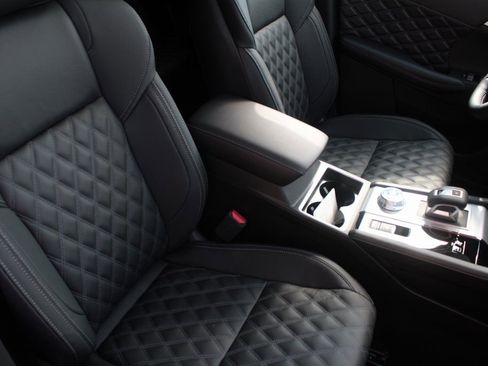 New 2025 Mitsubishi Outlander SEL image 15