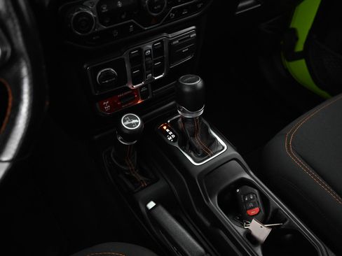 Used 2021 Jeep Gladiator Mojave image 27