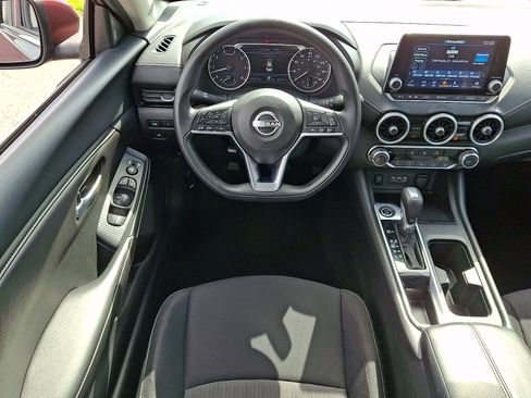 Certified 2025 Nissan Sentra SV FWD image 14