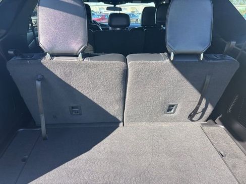 Used 2020 Ford Explorer XLT w/ Equipment Group 202A image 37