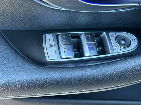Used 2022 Mercedes-Benz E 350 Sedan image 14