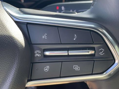Used 2025 Chevrolet Equinox LT AWD/4WD image 19