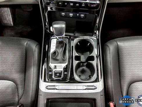 Used 2024 Kia Carnival SX Prestige image 25