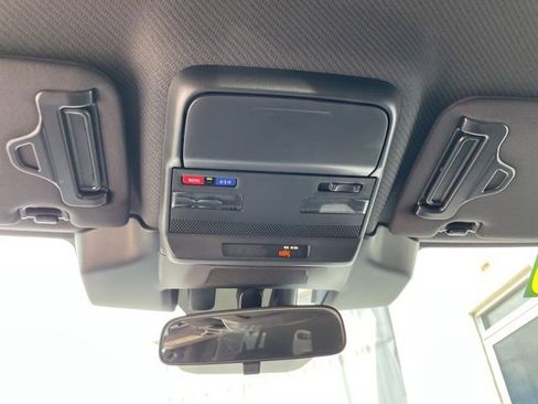 Used 2026 Subaru Outback Premium AWD/4WD image 18