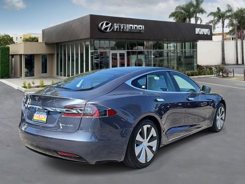 Used 2020 Tesla Model S Long Range Plus AWD/4WD image 3