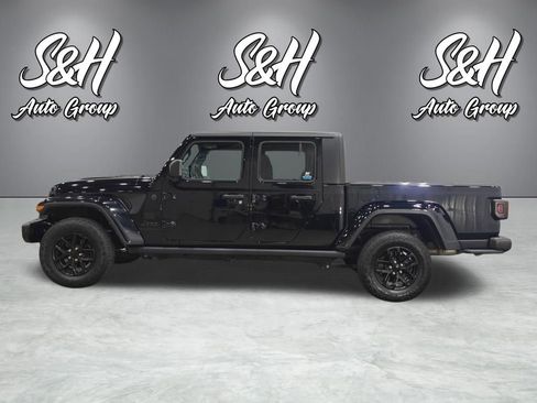 Used 2023 Jeep Gladiator Sport AWD/4WD image 15