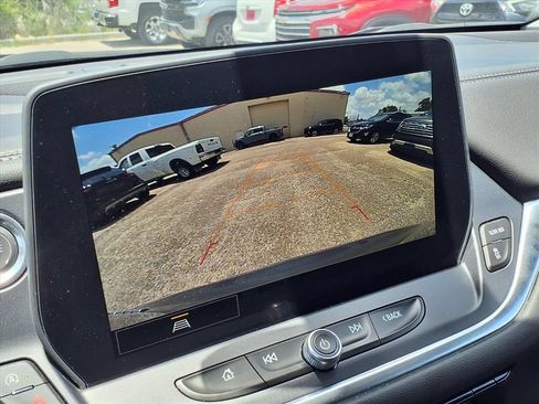 Used 2024 Chevrolet Blazer LT w/ Convenience Package FWD image 14