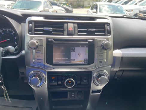 Used 2016 Toyota 4Runner SR5 Premium RWD image 11