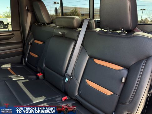 Used 2024 GMC Sierra 2500 AT4 w/ AT4 Premium Plus Package image 23