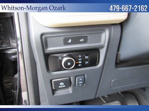 Used 2024 Ford Expedition Limited RWD image 45