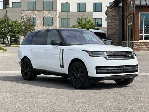 Used 2023 Land Rover Range Rover SE AWD/4WD image 1