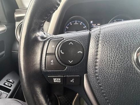 Used 2018 Toyota RAV4 XLE w/ Plus Extra Value Package AWD/4WD image 34