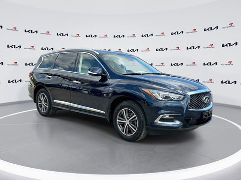 Used 2019 INFINITI QX60 Luxe w/ Essential Package image 1